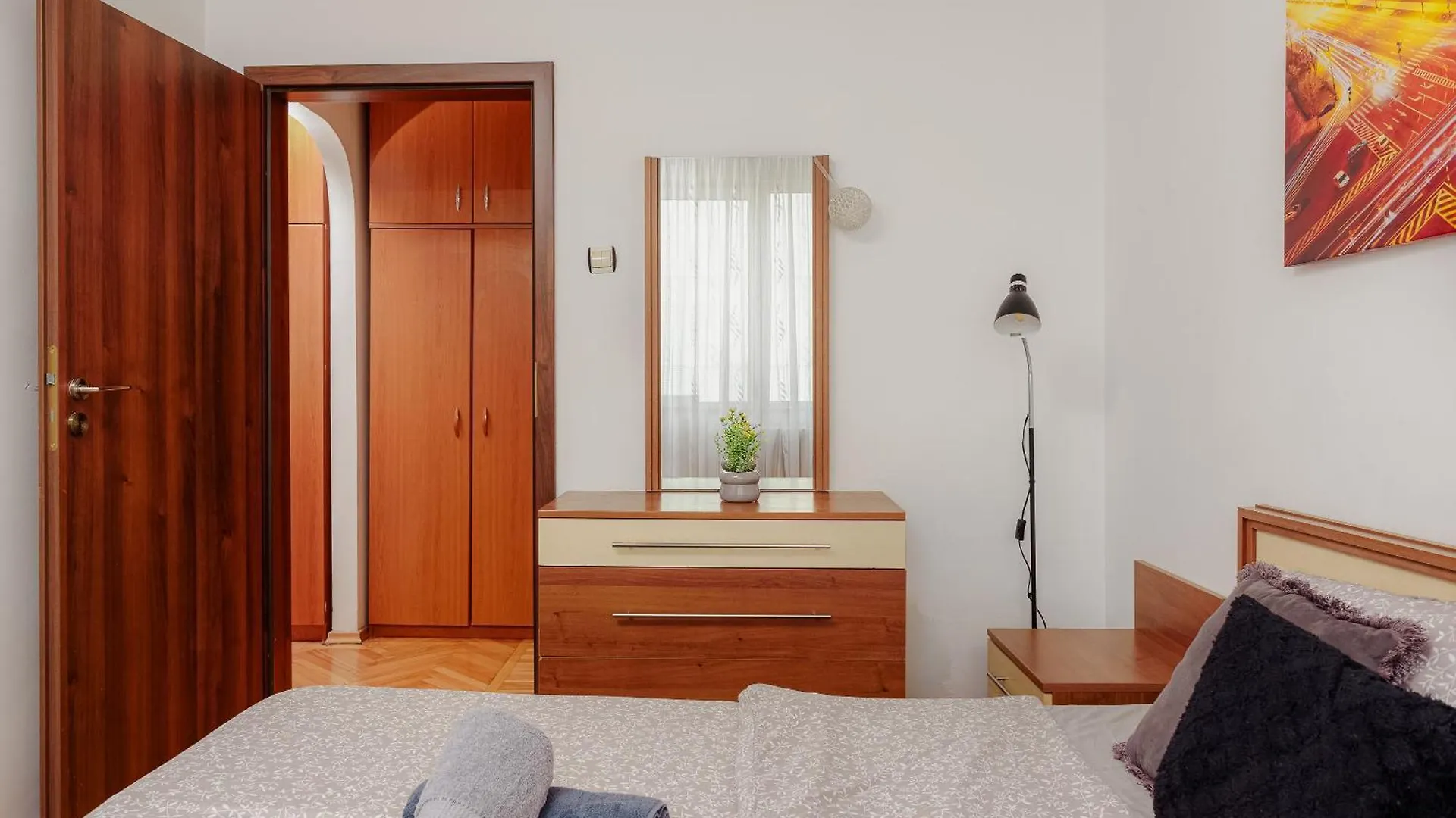 Old Town Stay Bucharest Apartment