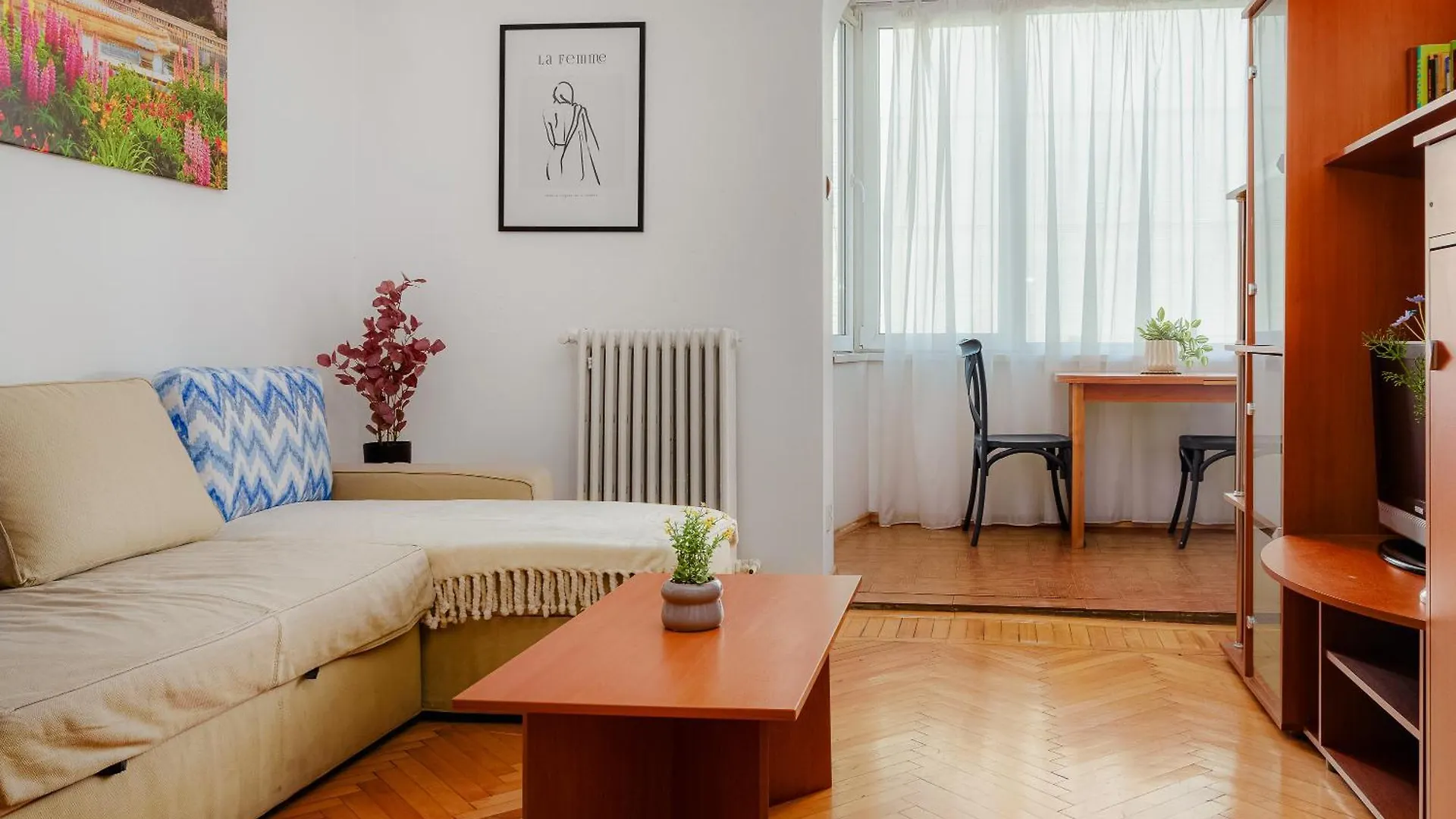 Old Town Stay Bucharest Apartment